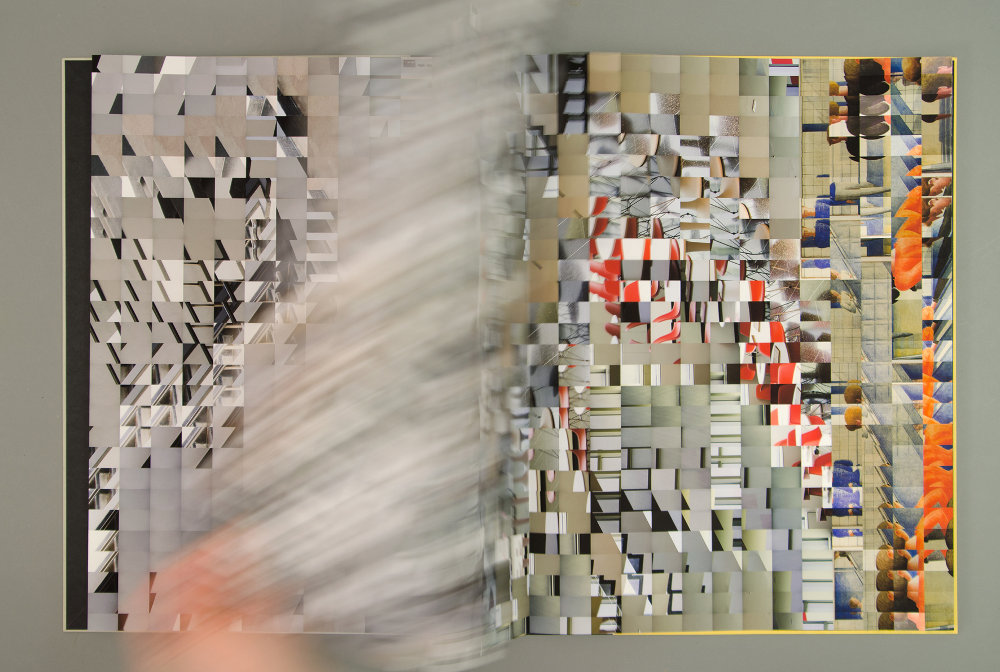 Katharina Gaenssler: Bauhaus Staircase, 2015. Buchobjekt, 50,5 × 38,5 × 2,3 cm; 10177 Fotografien