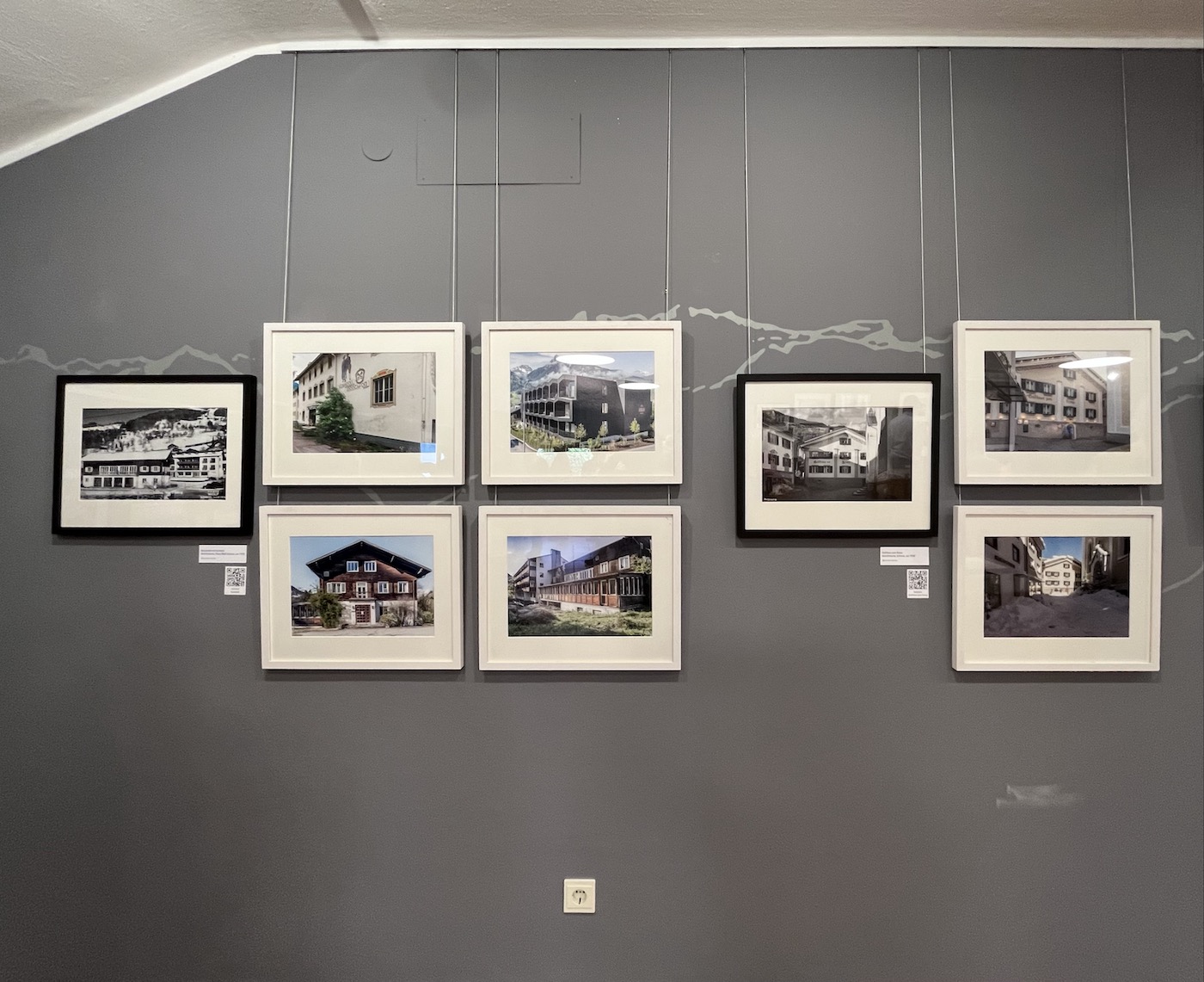 Die Ausstellung zeigt die Fotografien von Manfred