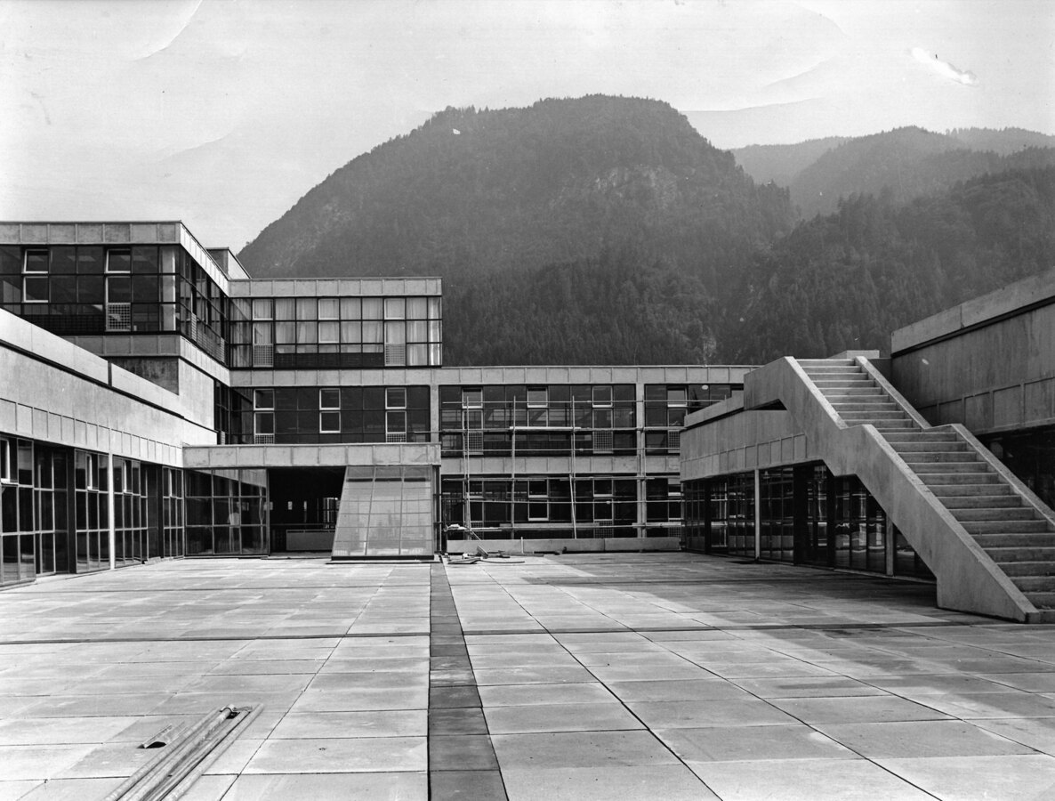 Modellschule Bundesschulzentrum Wörgl – © Martha Hübl-Deltios / Archiv Helga Mangel