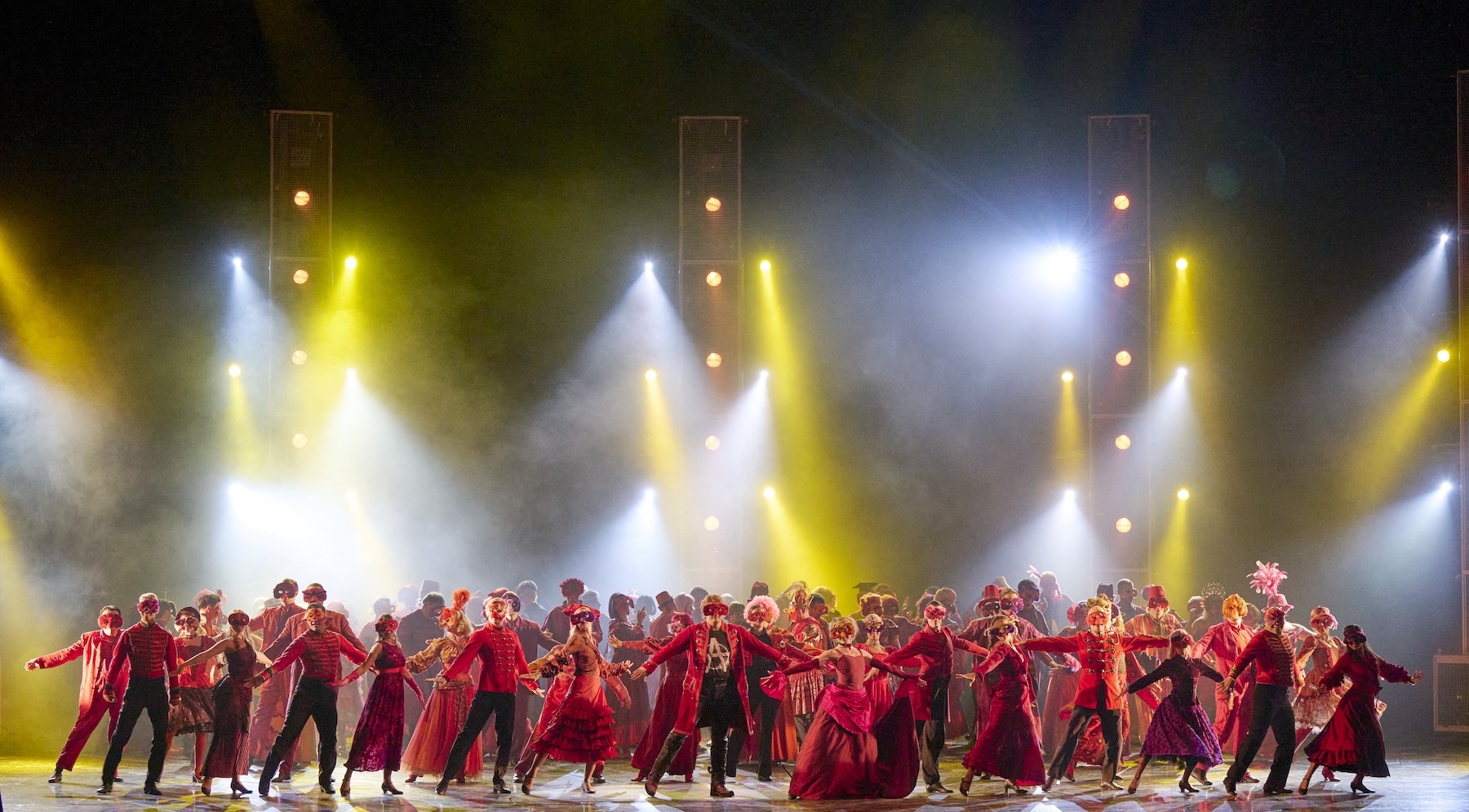 Am Anfang gibt es ein Fest bei den Capulets. (© Wiener Staatsoper / MichaelPoehn)