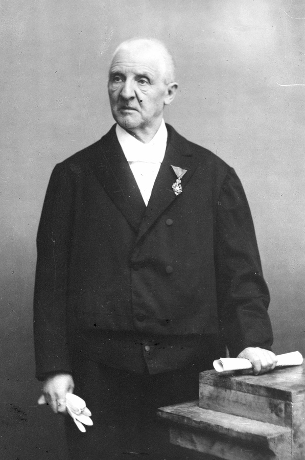 Anton Bruckner mit dem Franz Joseph-Orden. Fotografie von Anton Paul Huber, Wien, 1891 © Österreichische Nationalbibliothek