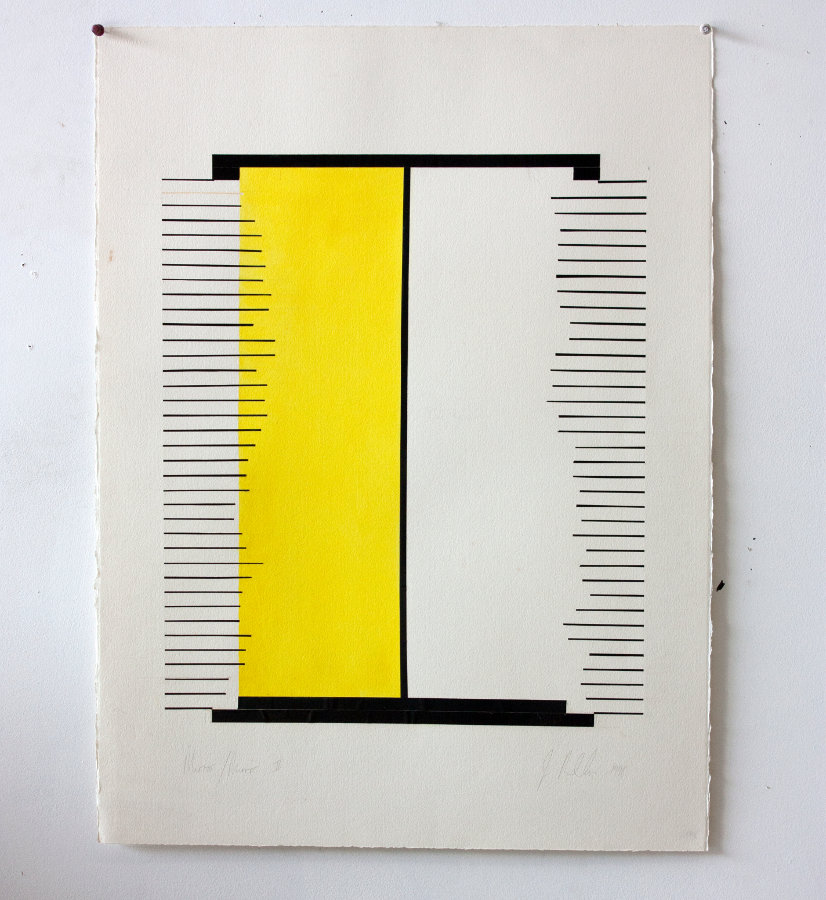 Judy Millar: Untitled, 1998. Gouache (gelb) und schwarzes Klebeband auf Papier, 76 x 47 cm