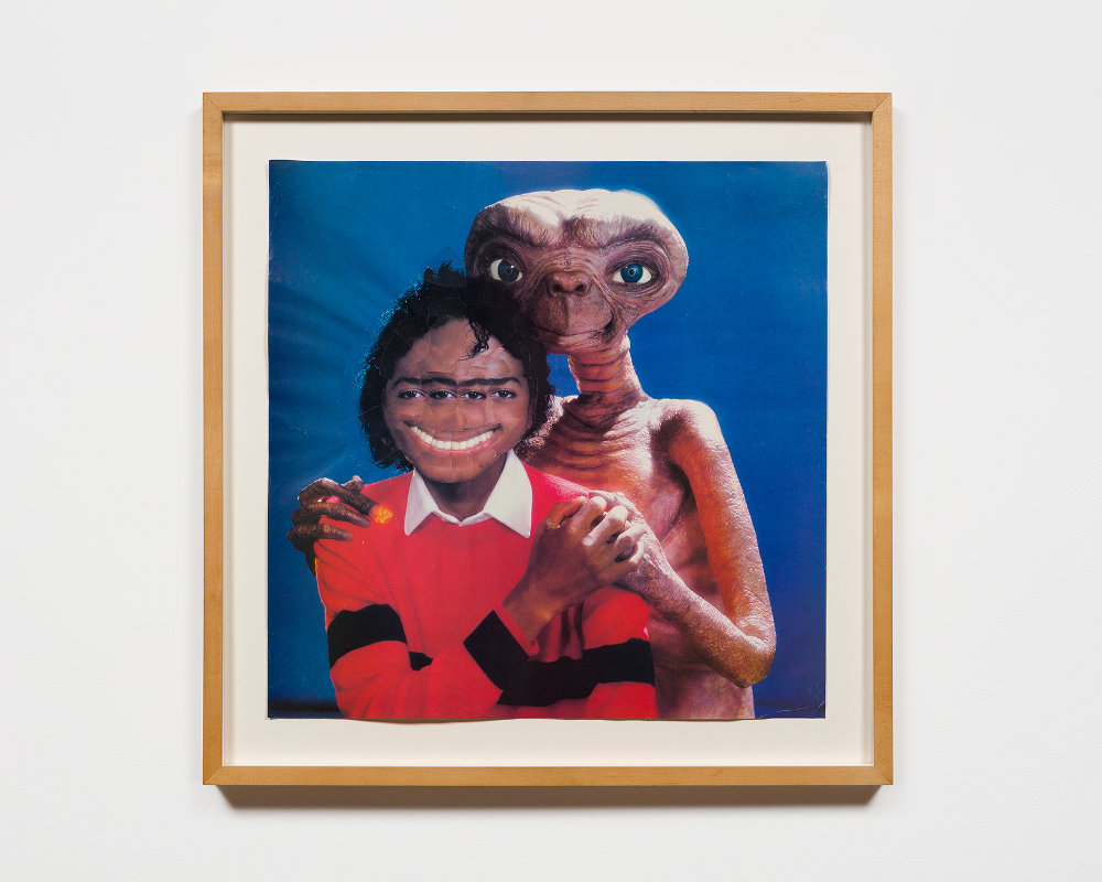 Michael and ET, 1985 by Mark Flood. Private Collection; Image courtesy of Maccarone, NY/LA. Stuart Shave/Modern Art, London.. © Mark Flood