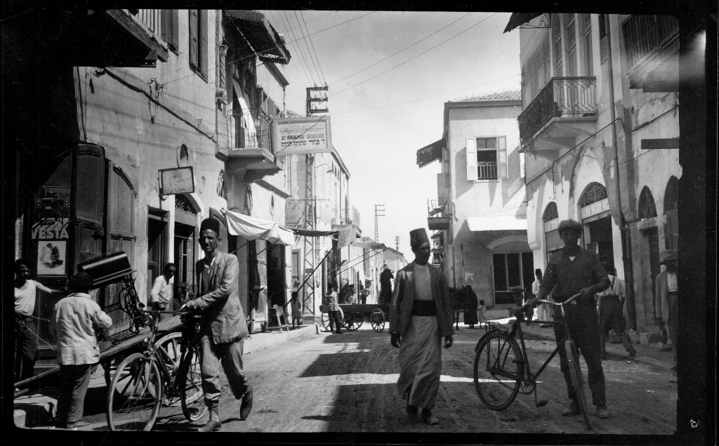 Straßenecke in Manschieh 1929, Foto: Zvi Oron 