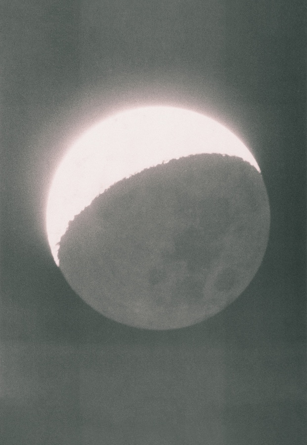 Wolfgang Tillmans, Mond in Erdlicht, 1980,