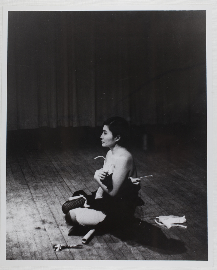 Yoko Ono, Cut Piece, 1964/65, Performed in New