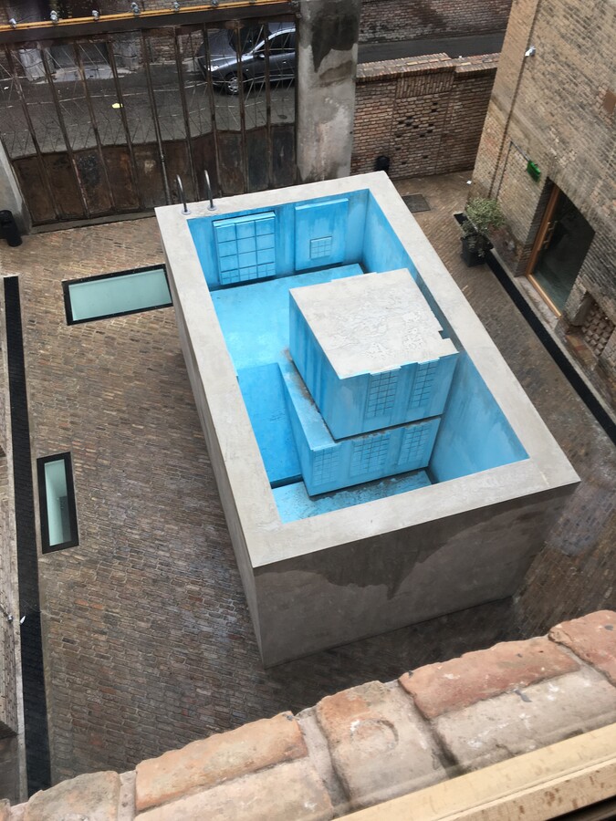 Nazgol Ansarinia, The Inverted Pool, 2019, Foto: