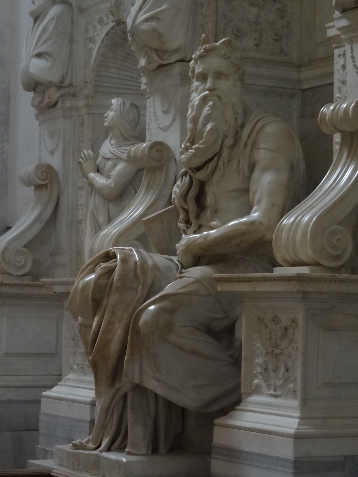Das Grabmal für Papst Julius II. von Michelangelo,