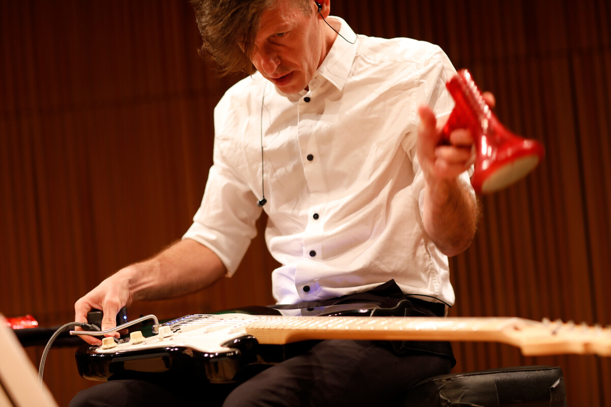 Weltklassegitarrist Yaron Deutsch, © Astrid Ackermann