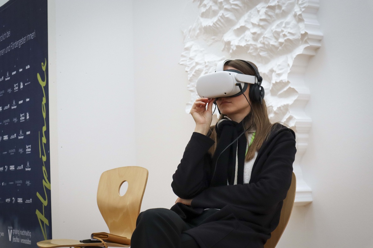 Eintauchen in spannende VR-Kurzfilme mit den beliebten „VR-shorts“ © (Foto: Lara Smith)