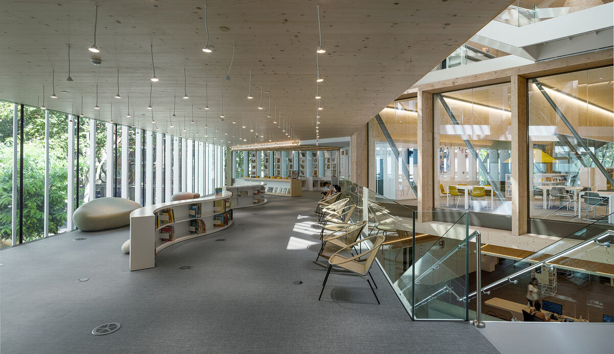 Bibliothek Gabriel García Márquez, Barcelona, Spanien, 2022 SUMA Arquitectura © Foto: Jesús Granada