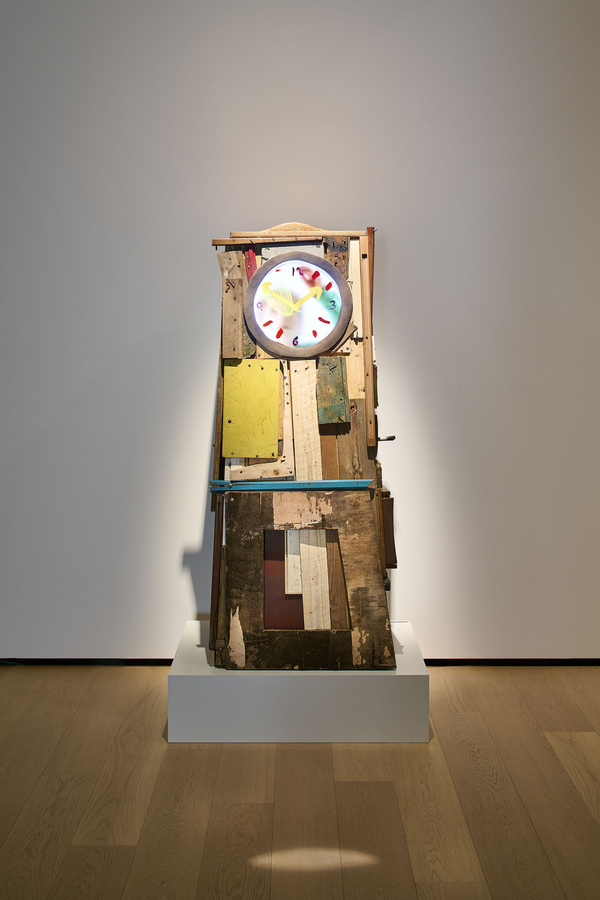 Maarten Baas: Real Time, Grandfather Clock, The Son (Ed. 2/8), 2022, © Collection Museum Voorlinden, Foto: Antoine van Kaam