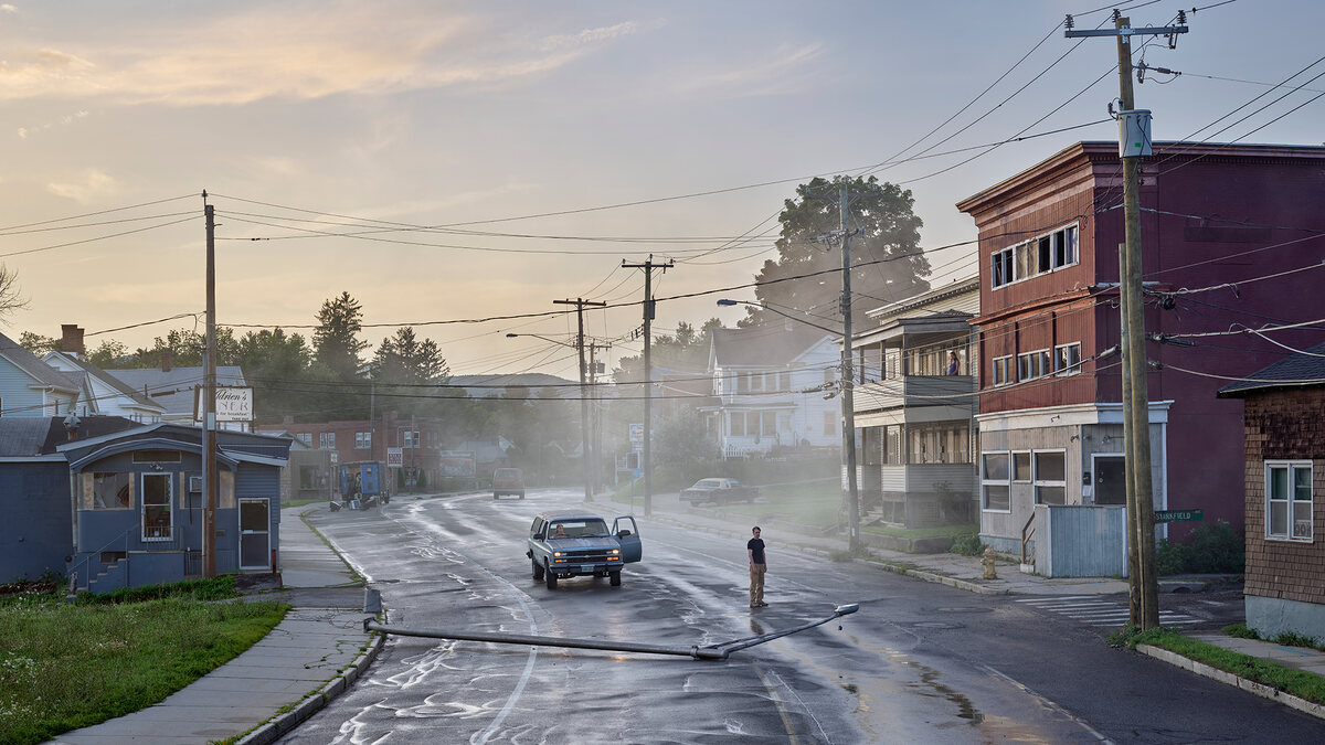 Gregory Crewdson, Starkfield Lane, From the series: An Eclipse of Moths, 2018-2019, Digital pigment print, The Albertina Museum, Vienna – Permanent loan, Private Collection © Gregory Crewdson