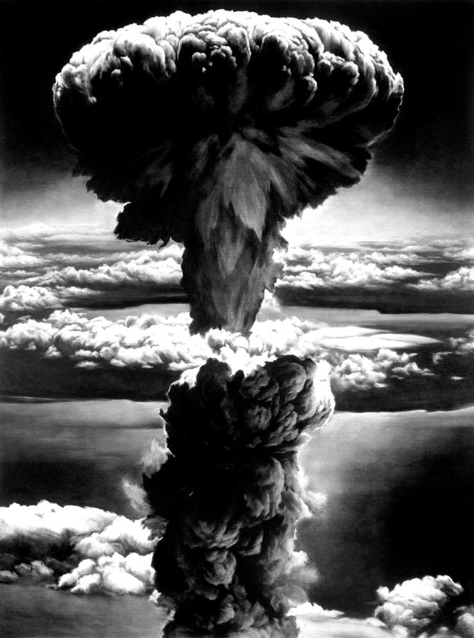 Robert Longo, "Untitled (Nagasaki, B)", 2003, 243,8 × 182,9 cm, Kohle auf aufgezogenem Papier, Sammlung Siegfried und Jutta Weishaupt | © Robert Longo / Bildrecht, Wien 2024 Foto: Robert Longo Studio