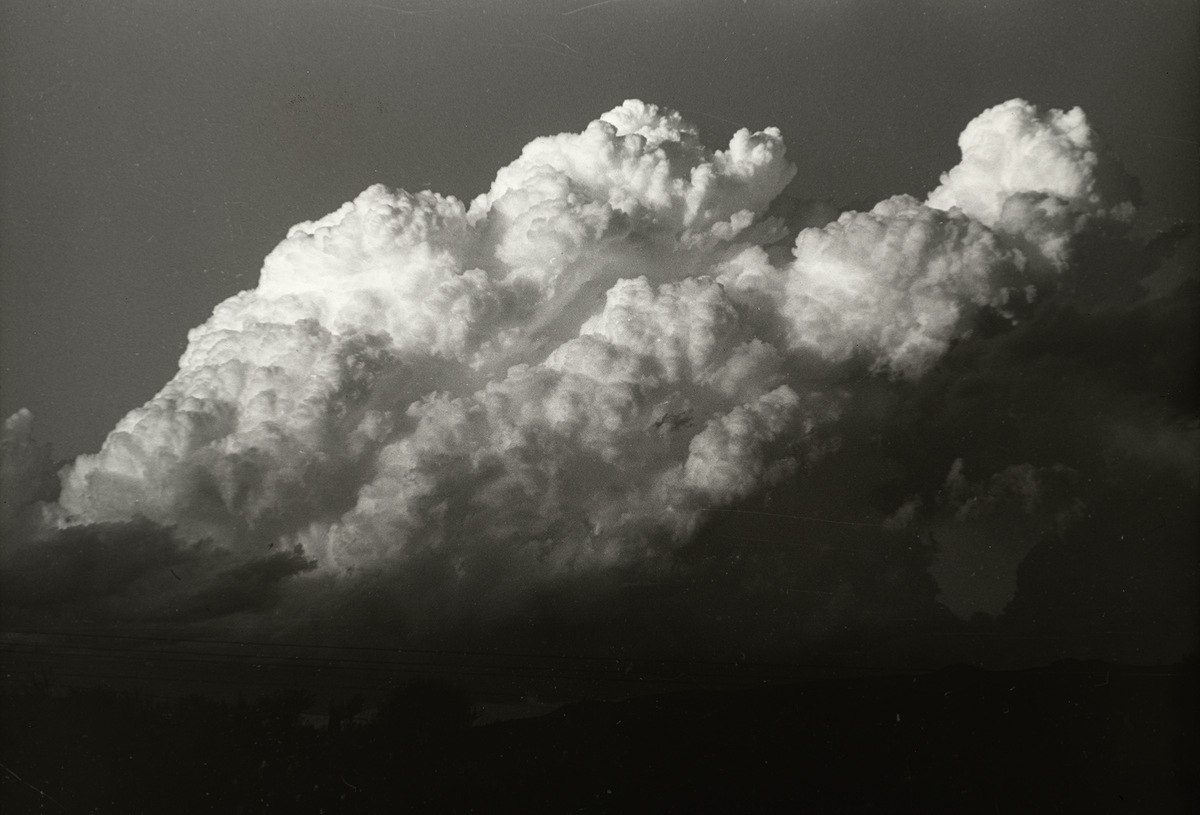Leo Wehrli, "Córdoba, schöne Wolke von Westen bei Villa Cárlos Paz", 1938, Glasdiapositiv, 85 x 100 mm, ETH-Bibliothek, Bildarchiv